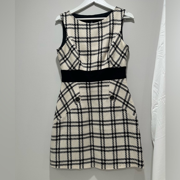Nine West Plaid Tweed Sleeveless Sheath Dress Size 10 Black and White - Picture 1 of 6